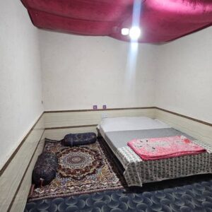 بوم گردی باغ طاها