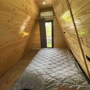 کلبه یک خوابه استخردار آبگرم ورنا