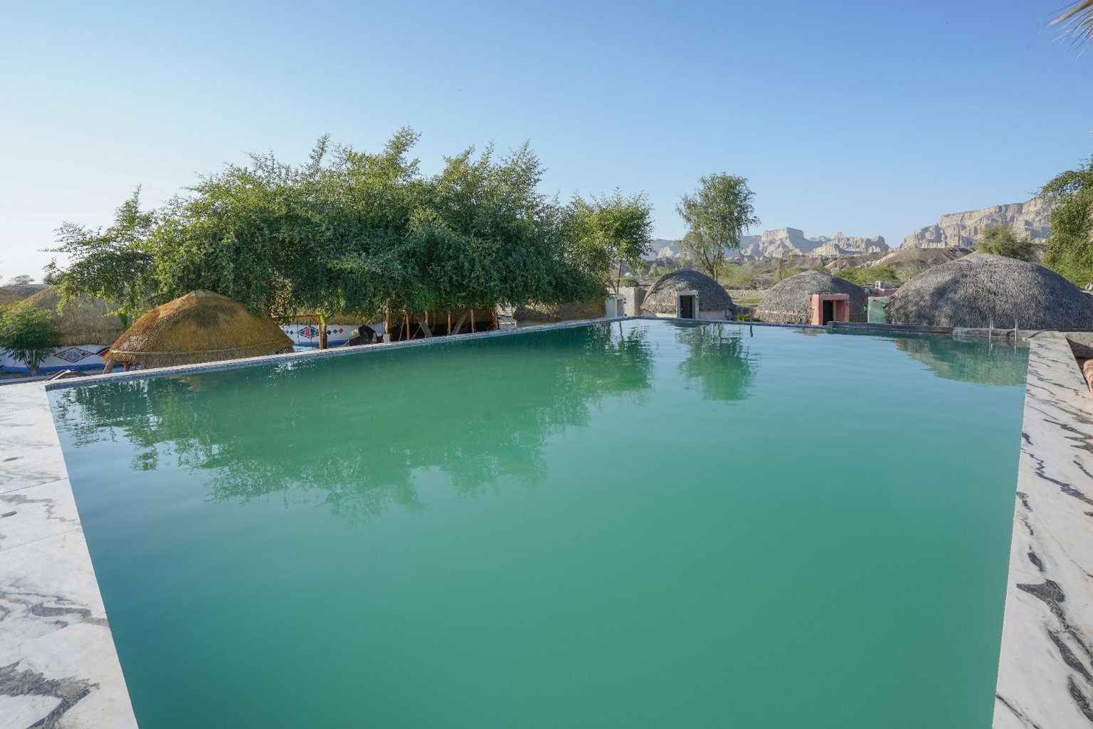 بوم گردی بلوچ زاده