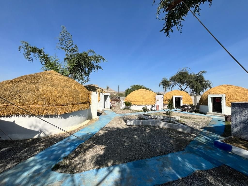 بوم گردی بلوچ زاده