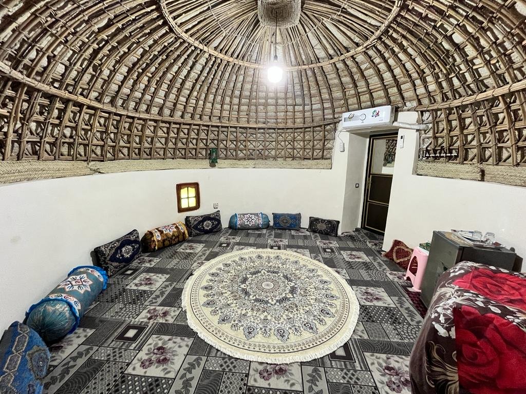 بوم گردی پرهیزکار