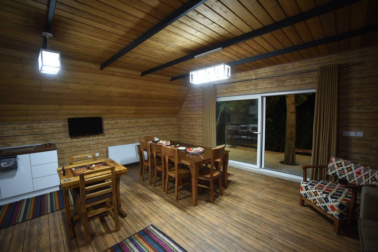 کلبه یک خوابه سوئیسی سعید